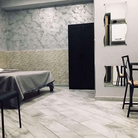Dei Gerolomini Hotel Napoli Bagian luar foto